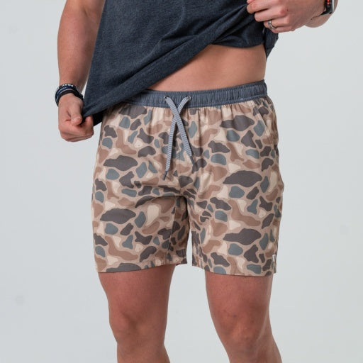 ATHLETIC SHORT